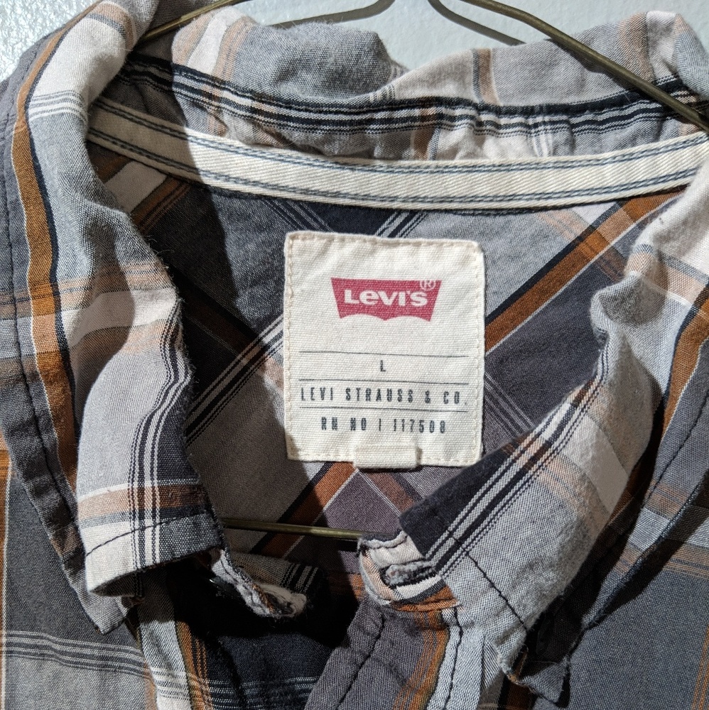👨Levi's Button Down - Picture 4 of 5